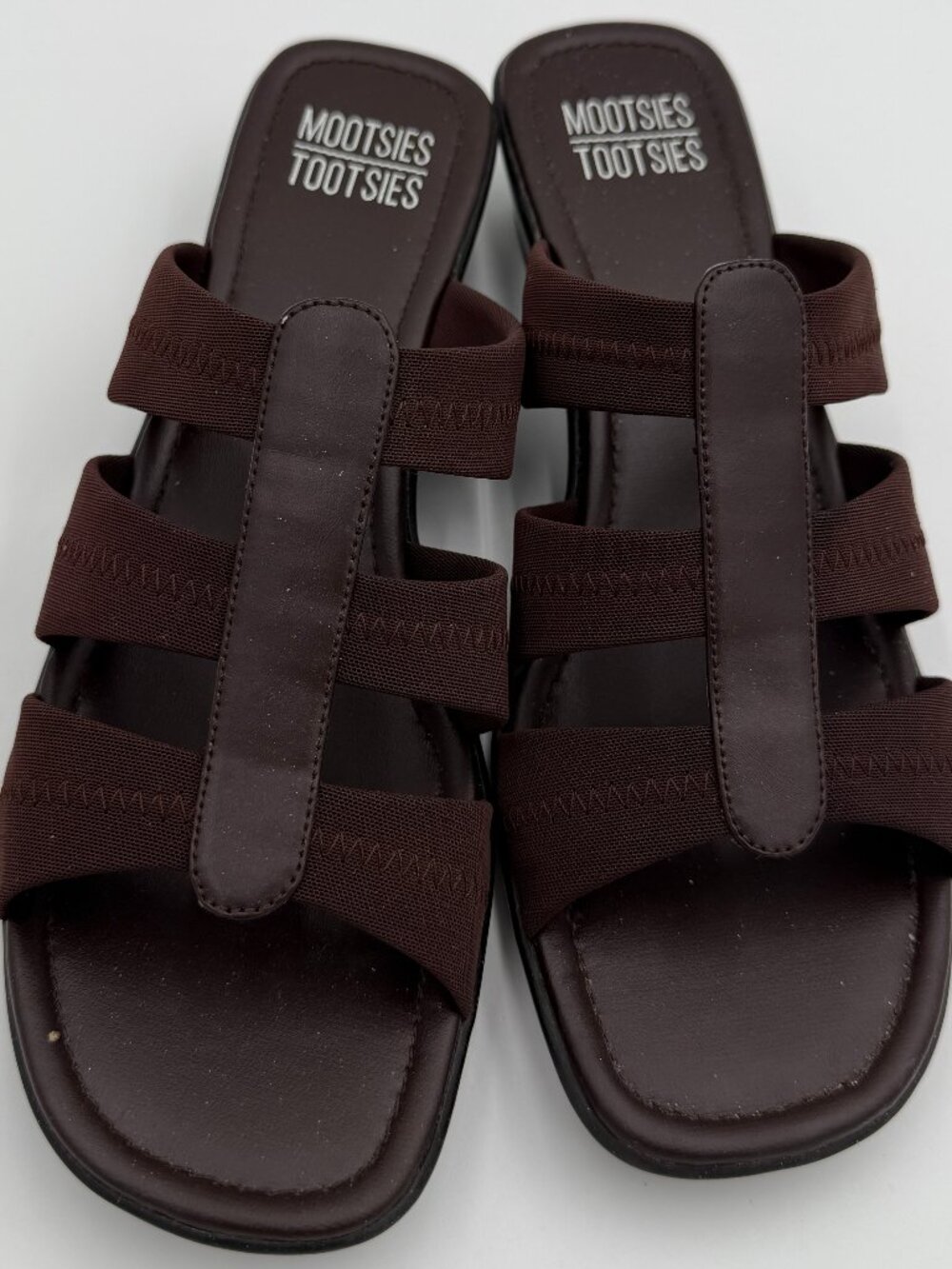 NIB Mootsies Tootsies Moportrait Dark Brown Elastic Slip-on Sandal Size 11M
